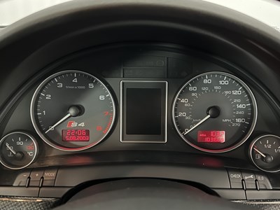 Lot 99 - 2004 Audi S4 Avant