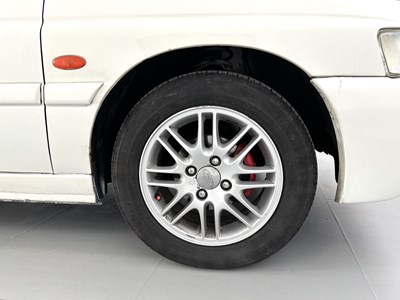 Lot 75 - 1997 Ford Escort Ghia Cabriolet