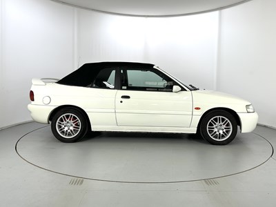 Lot 75 - 1997 Ford Escort Ghia Cabriolet