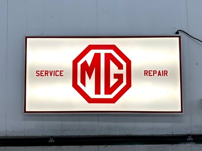 Lot 37 - Illuminated Garage Sign - MG - NO RESERVE