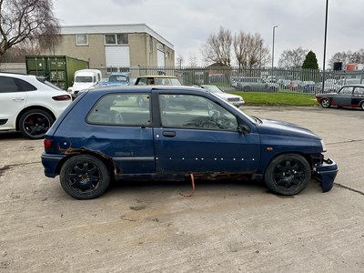 Lot 26 - 1995 Renault Clio Williams 2