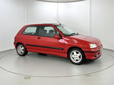 Lot 80 - 1996 Renault Clio RSI