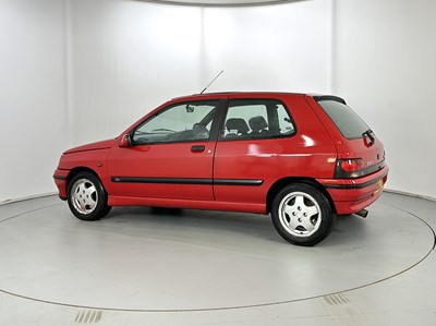 Lot 80 - 1996 Renault Clio RSI