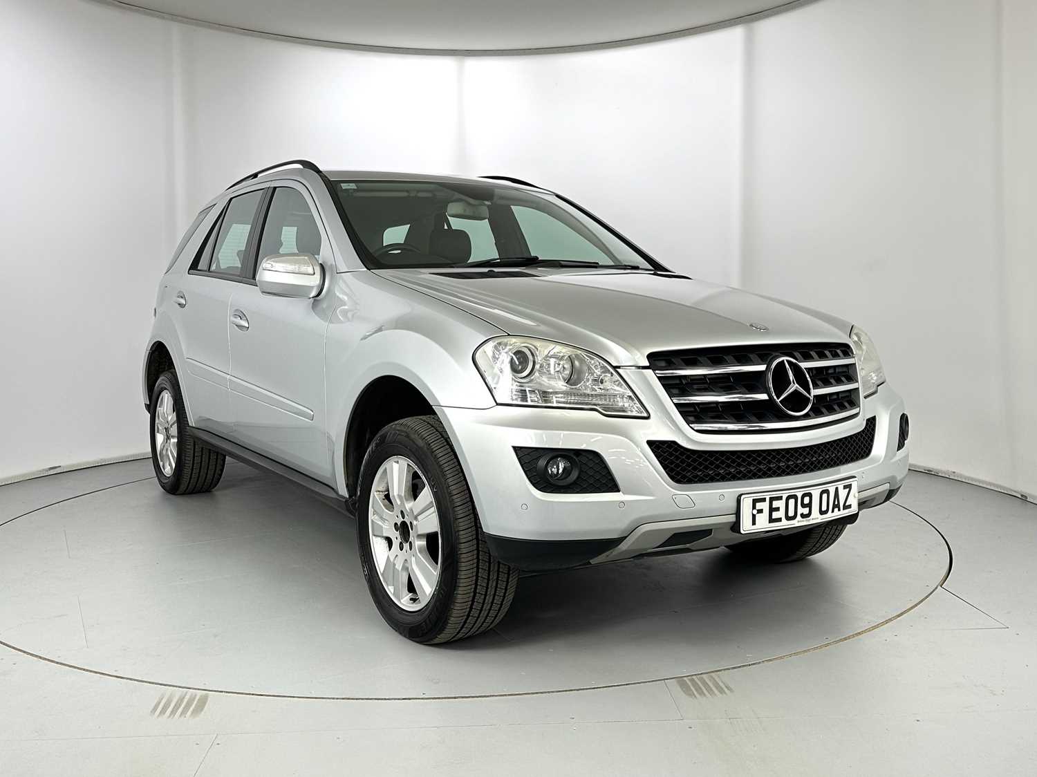 Lot 32 - 2009 Mercedes-Benz ML280