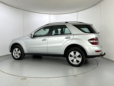 Lot 32 - 2009 Mercedes-Benz ML280