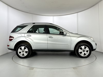 Lot 32 - 2009 Mercedes-Benz ML280