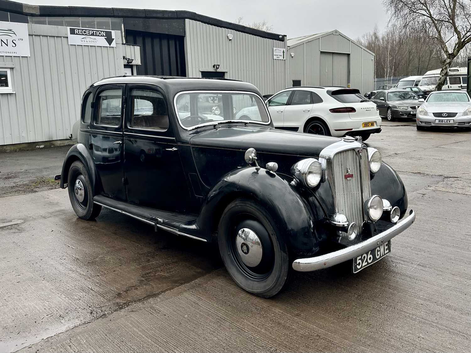 Lot 140 - 1948 Rover P3