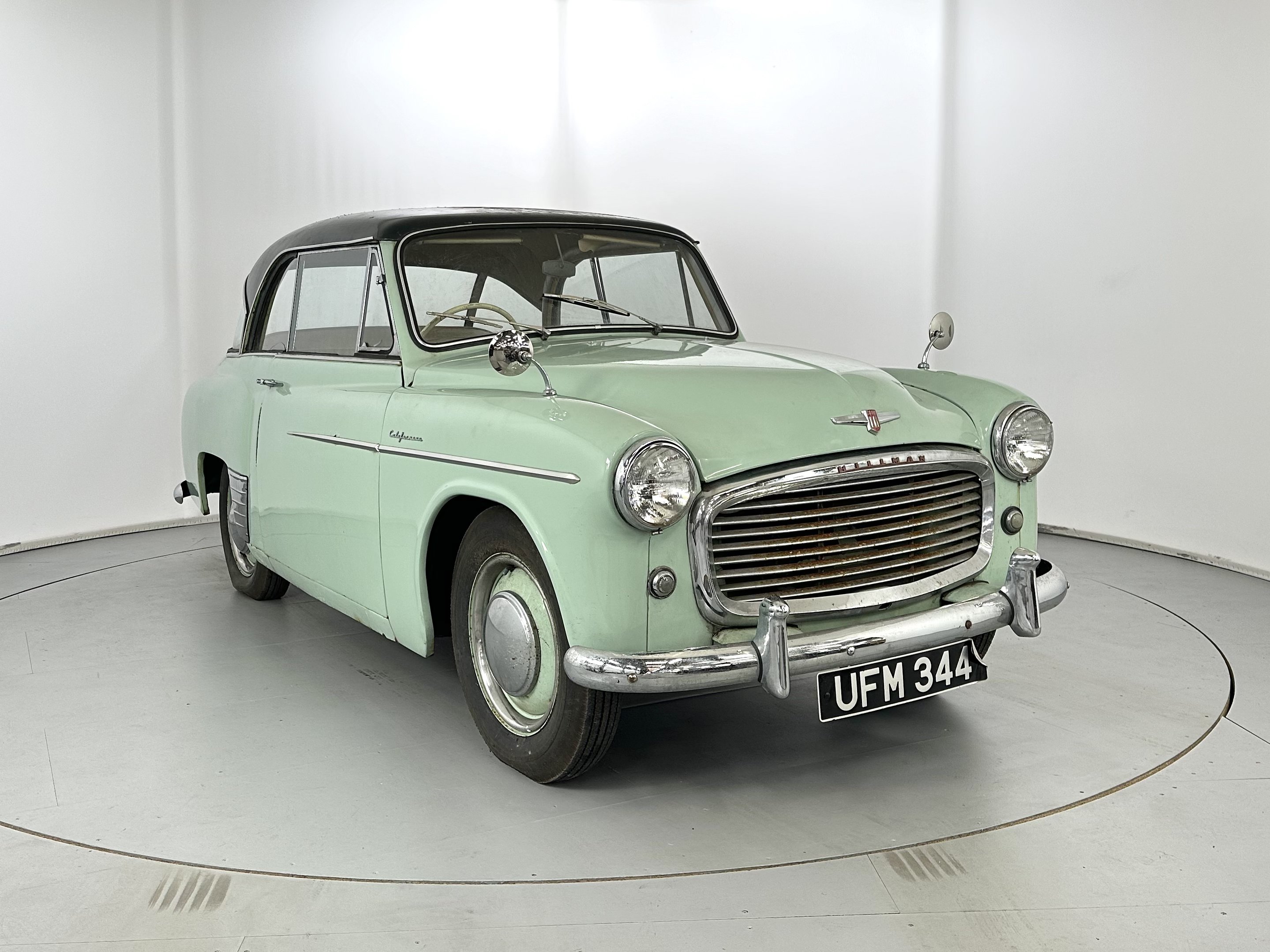処分価格 SPOT-ON HILLMAN MINX 1800ミニカー おもちゃ