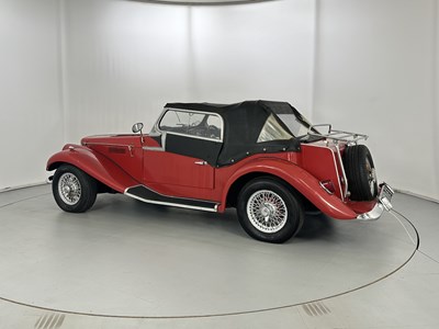 Lot 112 - 1962 Spartan Roadster