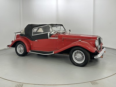 Lot 112 - 1962 Spartan Roadster