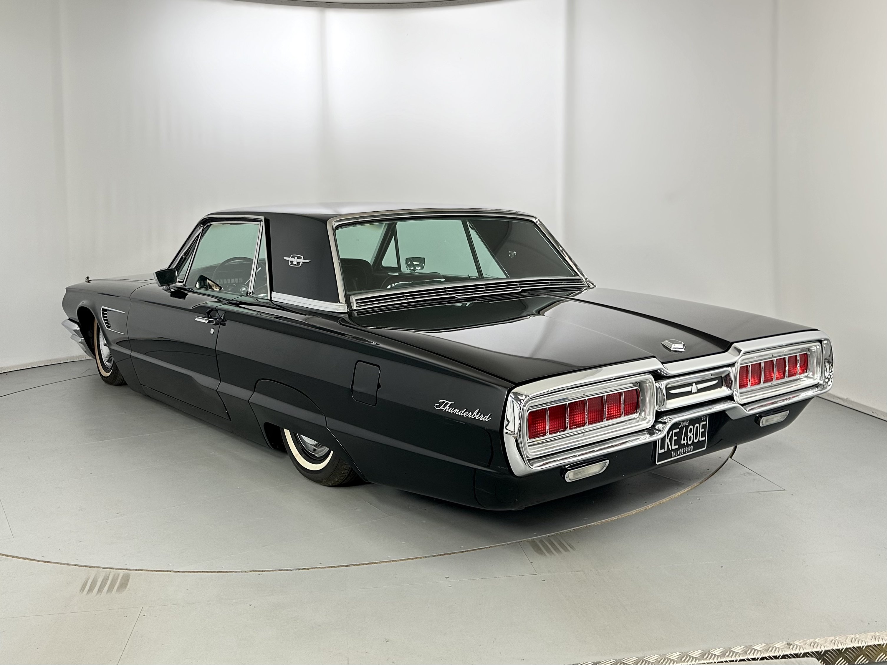 Lot 58 - 1965 Ford Thunderbird Lot 58 - 1965 Ford Thunderbird