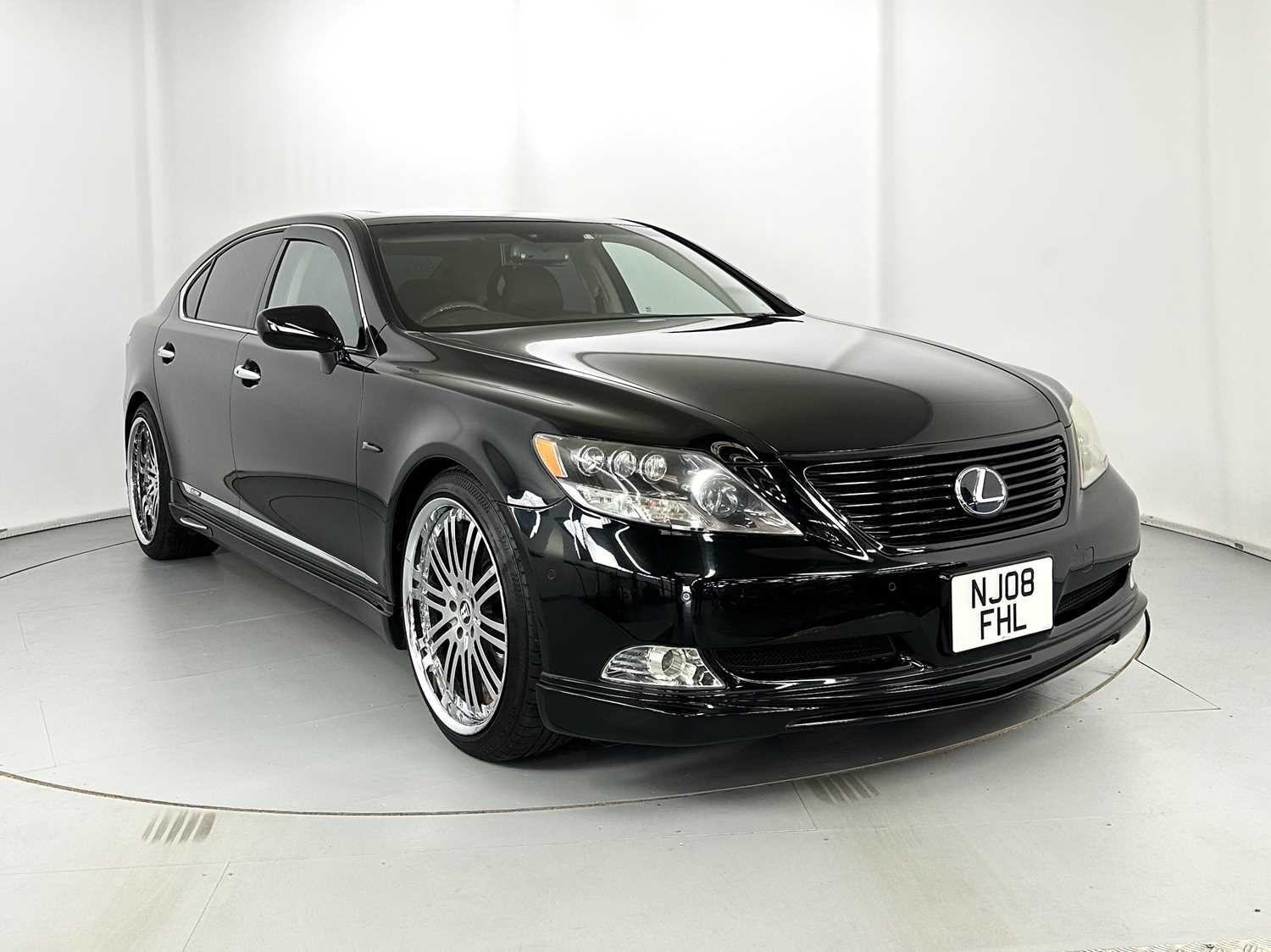 Lot 77 - 2008 Lexus LS600HL RSR
