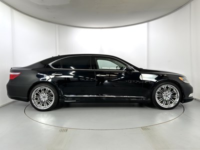 Lot 77 - 2008 Lexus LS600HL RSR