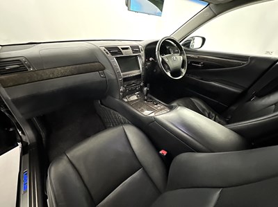 Lot 77 - 2008 Lexus LS600HL RSR