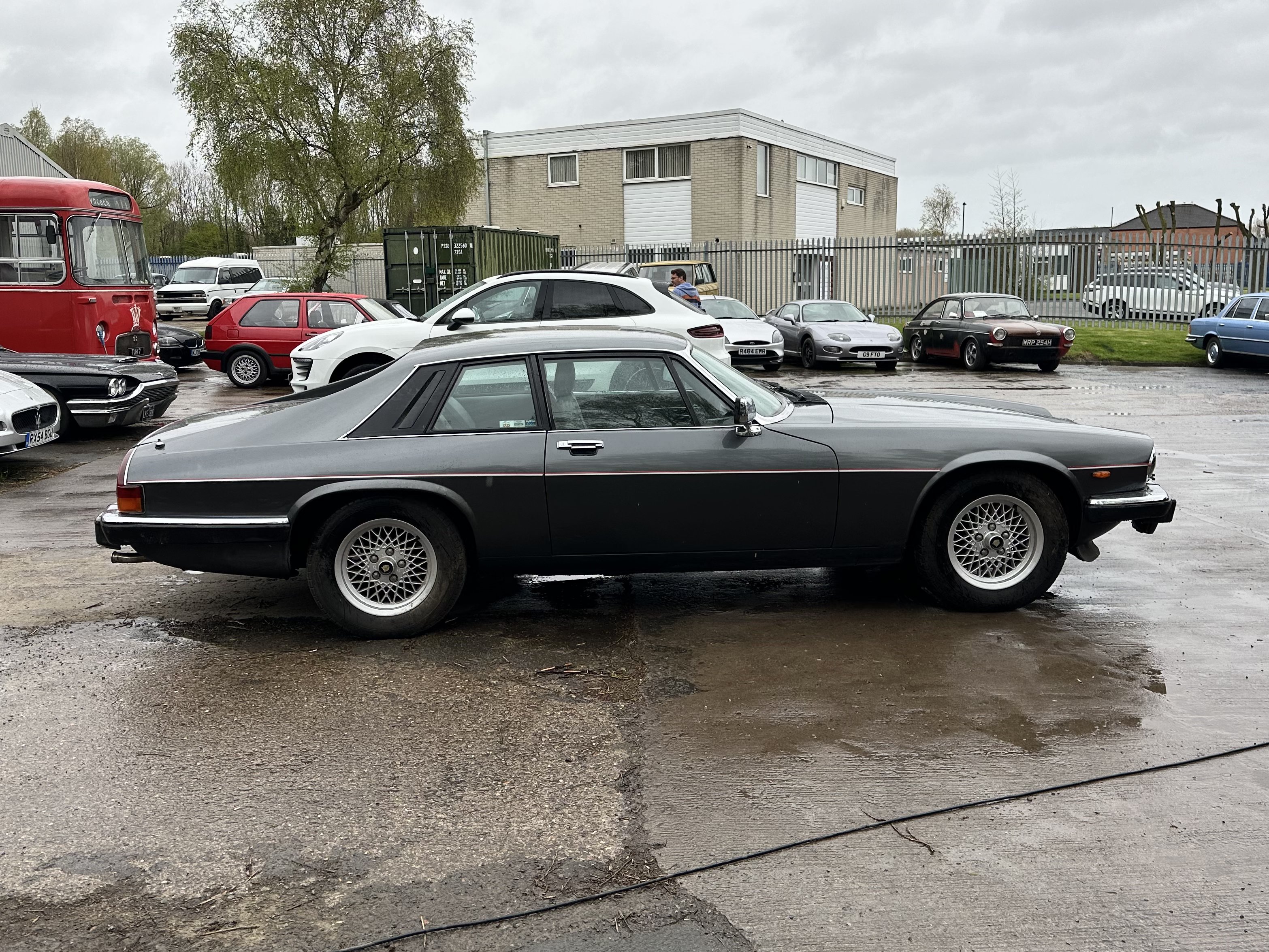 Lot 80 - 1990 Jaguar XJS V12 Coupe