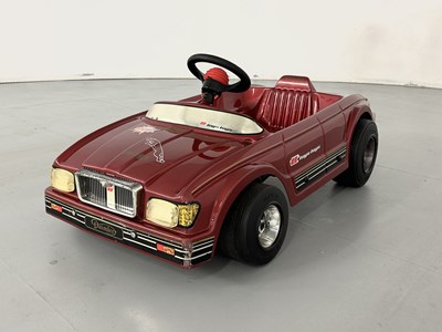 Lot 75 - Jaguar/Daimler XJ - Electric Pedal Car by Toys Toys - NO RESERVE