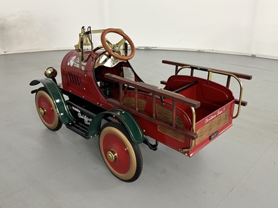 Lot 51 - Fire Engine Pedal Car - NO RESERVE
