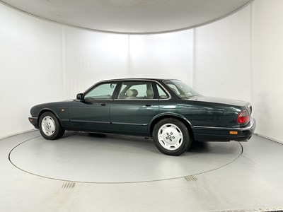 Lot 19 - 1997 Jaguar XJ Executive