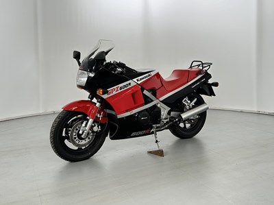 Lot 12 - 1986 Kawasaki GPZ600R