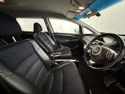 Lot 141 - 2005 Honda Odyssey RB1 Absolute