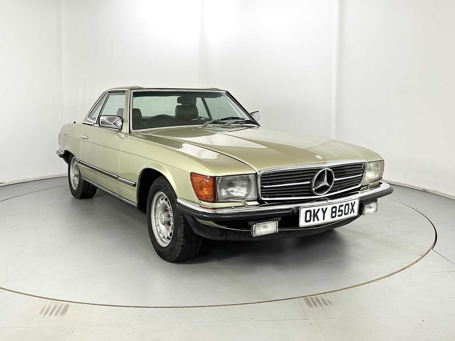 Lot 42 - 1982 Mercedes-Benz SL280