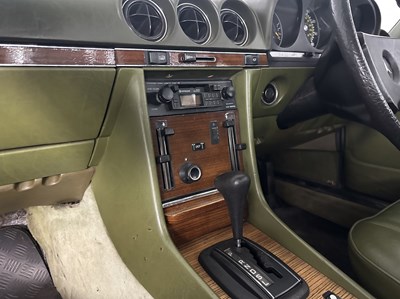 Lot 42 - 1982 Mercedes-Benz SL280