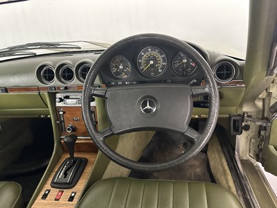 Lot 42 - 1982 Mercedes-Benz SL280