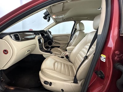 Lot 13 - 2008 Jaguar X-Type