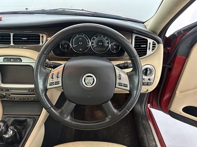 Lot 13 - 2008 Jaguar X-Type