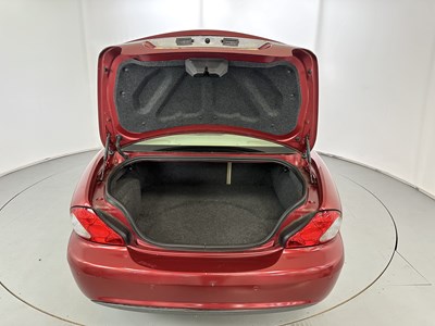 Lot 13 - 2008 Jaguar X-Type