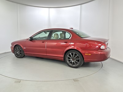 Lot 13 - 2008 Jaguar X-Type