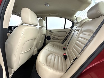 Lot 13 - 2008 Jaguar X-Type