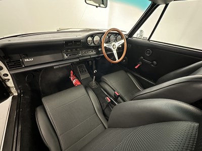 Lot 96 - 1990 Porsche 911 Carrera 4