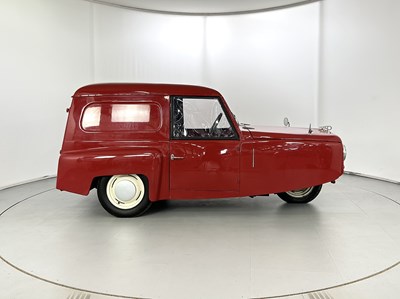 Lot 98 - 1955 Reliant Regal Van