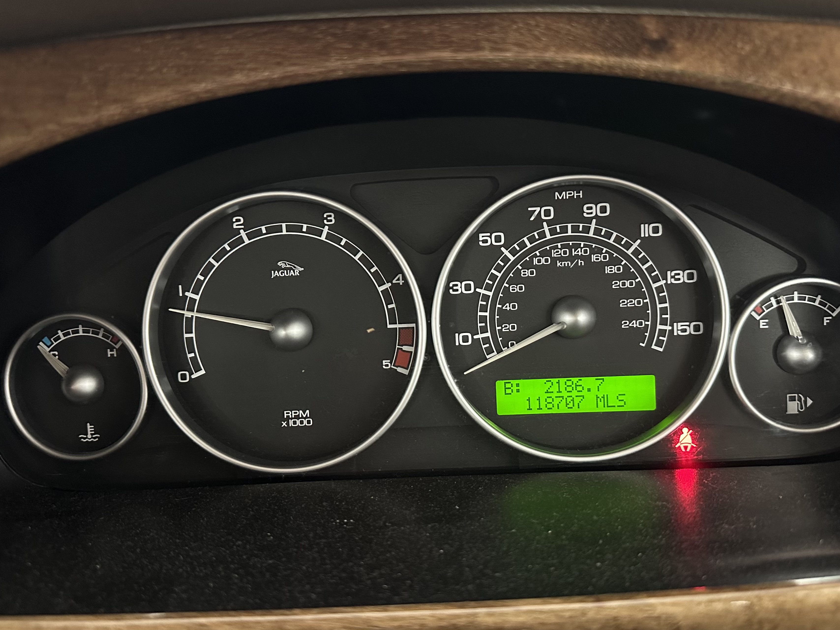 Lot 77 - 2004 Jaguar X-Type