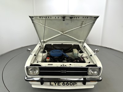 Lot 35 - 1975 Ford Escort GHIA