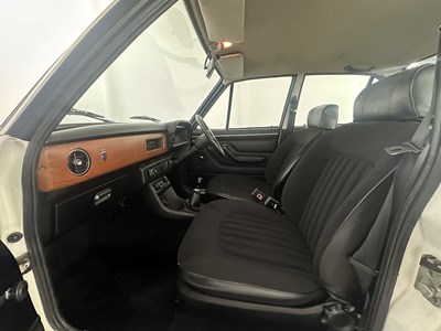 Lot 35 - 1975 Ford Escort GHIA