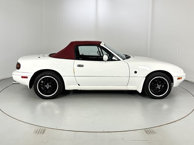 Lot 67 - 1991 Mazda MX5