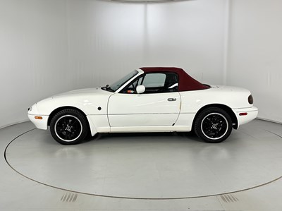 Lot 67 - 1991 Mazda MX5