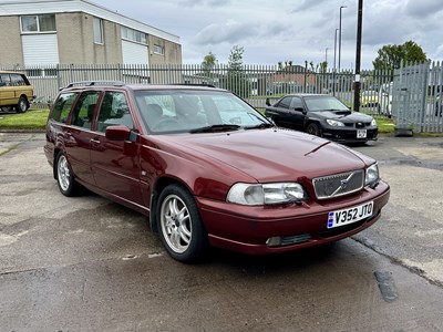 Lot 22 - 1999 Volvo  V70 T5