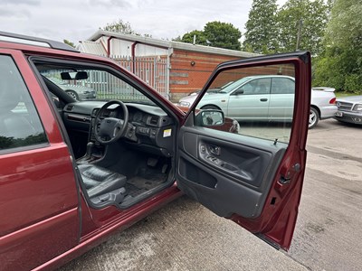 Lot 22 - 1999 Volvo  V70 T5