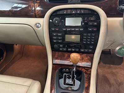 Lot 21 - 2005 Jaguar XJ6 - NO RESERVE