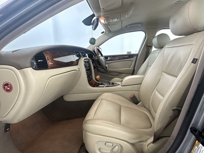 Lot 21 - 2005 Jaguar XJ6 - NO RESERVE