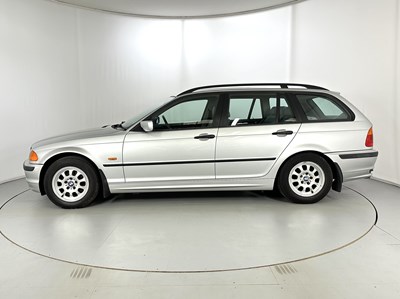 Lot 95 - 2000 BMW 318i Touring