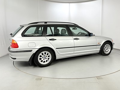 Lot 95 - 2000 BMW 318i Touring