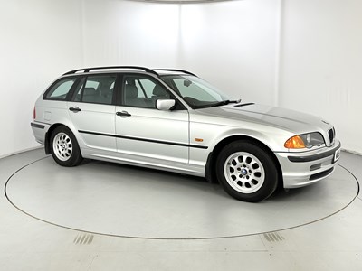 Lot 95 - 2000 BMW 318i Touring