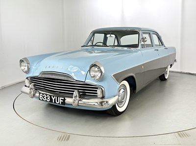 Lot 37 - 1959 Ford Zodiac