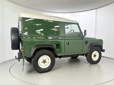 Lot 23 - 2003 Land Rover Defender 90