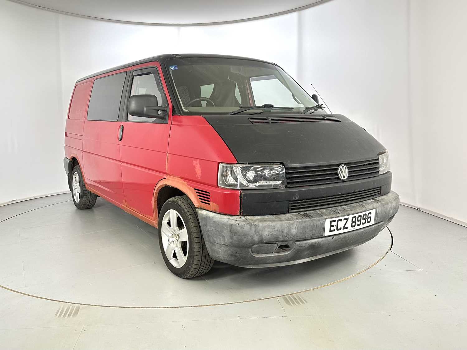 Lot 14 - 2000 Volkswagen Transporter 800 Special