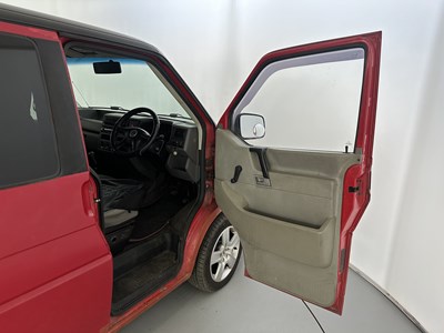 Lot 14 - 2000 Volkswagen Transporter 800 Special